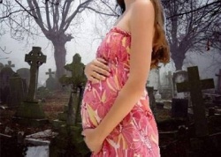 Почему беременным женщинам нельзя ходить на кладбища?