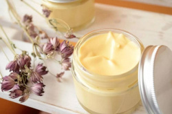 Натуральные крема для лица Монздрав: естественная красота и здоровье кожи
